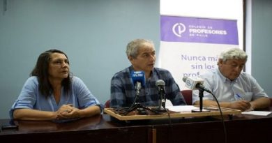 Piden renuncia de la ministra de Educación en Chile