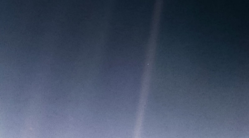 La NASA publica nueva versión de la fotografía de la Tierra “Un punto azul pálido”