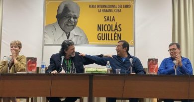  Adán Chávez en la FILH 2020 presenta nuevos textos relacionados con Hugo Chávez