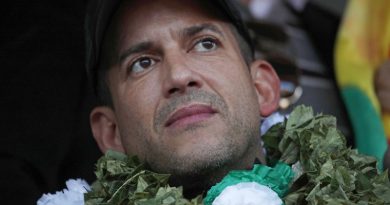 Golpista boliviano Luis Fernando Camacho renuncia a candidatura y llama a campaña anti-MAS