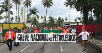 Trabajadores de Petrobras cumplen 12 días de huelga