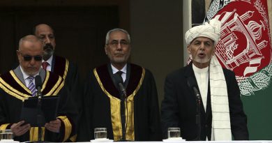 Ghani jura como presidente de Afganistán para segundo mandato
