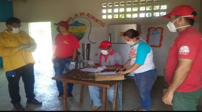 Entregan combos alimenticios a familias de El Molino en Cojedes