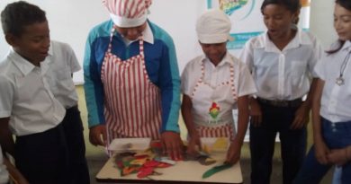 Instituto Nacional de Nutrición brinda atención a Escuela Tarcisia de Romero