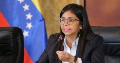 Vicepresidenta Ejecutiva: Nunca hemos reconocido la jurisdicción de la CIJ y mucho menos esta impresentable decisión al servicio de transnacionales petroleras