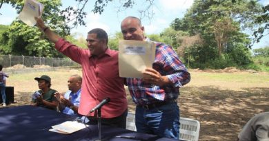 Gobernación de Miranda y el Centro Nacional de Historia Capacitan cronistas comunales en Miranda