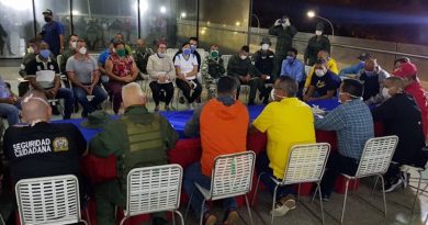 Inician operativo de desinfección en hospitales y terminales de La Guaira