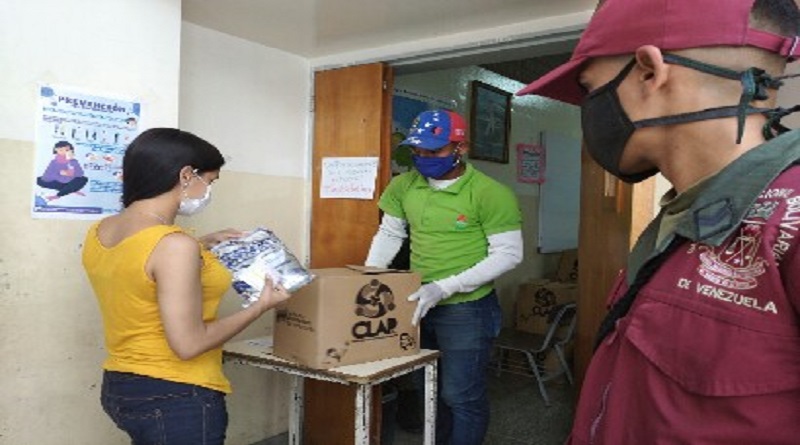 Minppal a través del INN realiza despliegue en la parroquia Caricuao