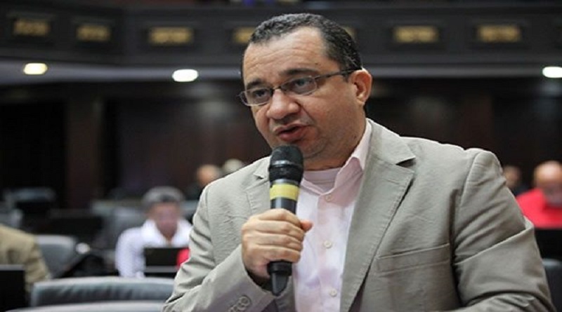 Diputado Julio Chávez: Mesa de Diálogo trabaja en la consolidación de la paz y la estabilidad política