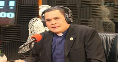 Pontificia Universidad Católica Santa Rosa suspende acto de grado por Covid-19