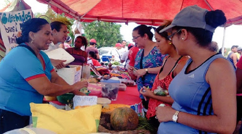 Ferias del Campo Soberano atienden a familias en Trujillo