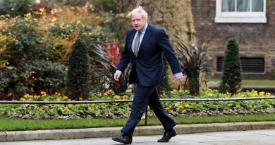 Boris Johnson abandona unidad de cuidados intensivos