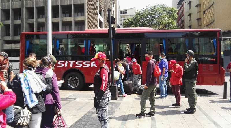 GDC realiza jornada de atención integral a más de 70 personas que retornaron de Caracas a sus estados
