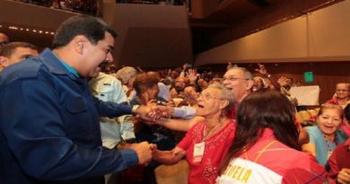 Adultos mayores disfrutarán este lunes de cinco horas de esparcimiento luego de 6 semanas de aislamiento