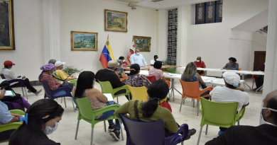 Fortalecen plan de educación a distancia en el Distrito Capital