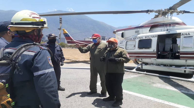 Activan despliegue aéreo para socavar incendios en Parque Nacional Macarao