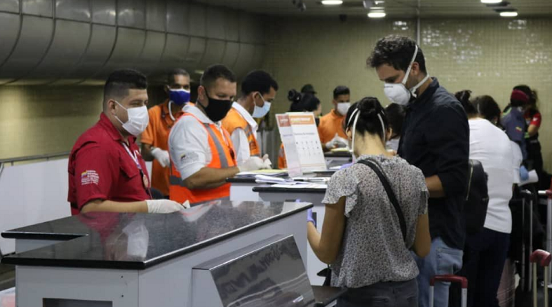 Gobierno venezolano activa vuelo humanitario de Conviasa para retorno de 154 extranjeros hacía México