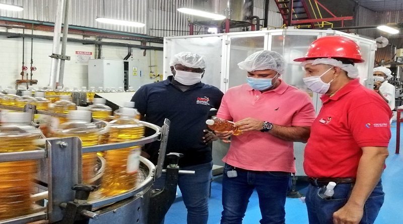 Gobierno de Carabobo realiza recorrido "Ruta Industrial" en Industrias Diana para garantizar operatividad en líneas de producción