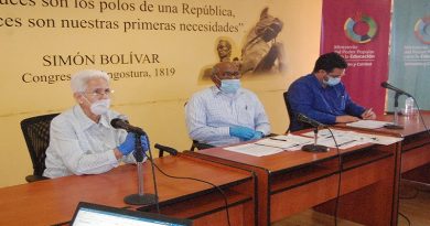 Gobierno incorpora atención psicosocial a plan “Cada Familia Una Escuela” ante Covid-19