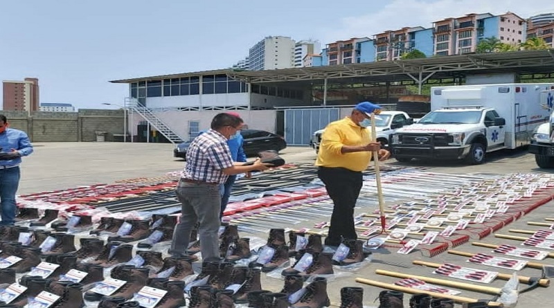 Entregadas herramientas y equipos a Brigadas Comunales de Trabajo y Producción de La Guaira