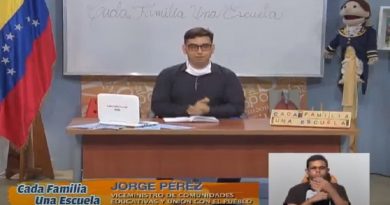 "Cada Familia Una Escuela" destaca fases lunares y la siembra