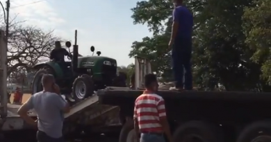 Gobierno Nacional fortalece producción campesina con la entrega de 100 tractores