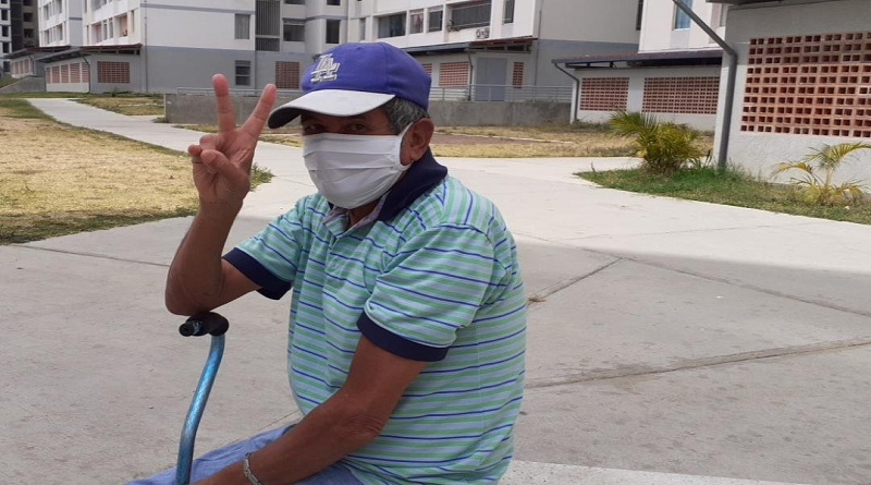 #PatriaProtegida| Abuelitos y Adultos Mayores disfrutaron al aire libre franja horaria de flexibilización en Cuarentena (+Fotos+Videos)