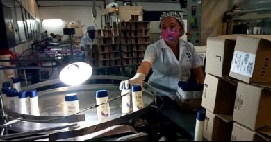 MinTrabajo inspecciona labor productiva de Laboratorios Fisa y Coveplast durante cuarentena ‏