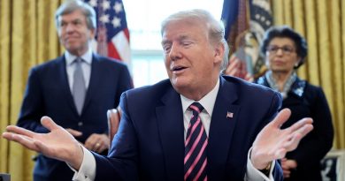 Trump amenaza de nuevo a OMS con congelar definitivamente aportes de EE.UU.