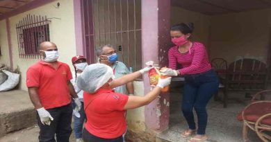 Al menos 500 familias de Carayaca recibieron sus combos de proteínas de Mercal