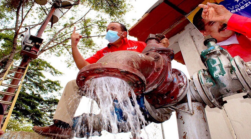Gobierno de Aragua activó pozo de agua para beneficio de familias en Sucre