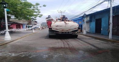 Brigadas de Trabajo y Producción desinfectan Casco Histórico de Cumaná