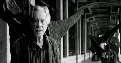 Juan Calzadilla figura del universo cultural arriba a sus 90 años de edad