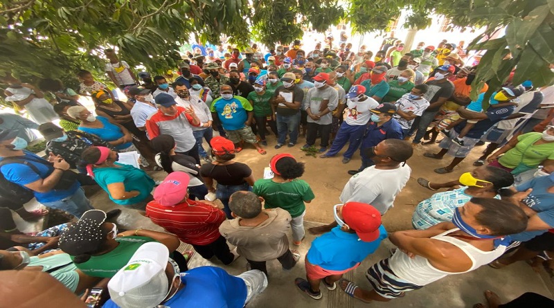 Evalúan instalación de granjas de gallinas ponedoras en población de Chuao en Aragua