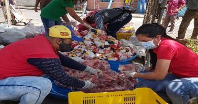 Pdval llevó proteínas a la comunidad “Las Palmeras” en Monagas