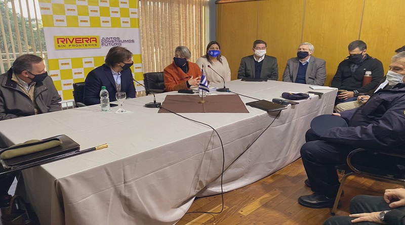Presidente de Uruguay y varios ministros entran en cuarentena tras reunirse con una infectada de coronavirus