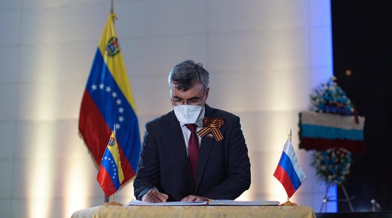 PANTEÓN NACIONAL: Venezuela y Rusia celebran ante el Libertador los 75 años de la victoria soviética en Gran Guerra Patria