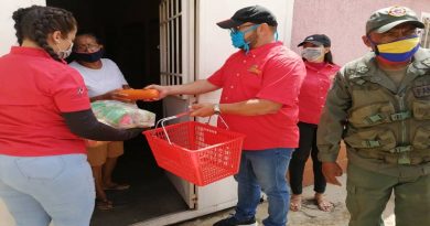 Mercal beneficia familias del municipio Juan Antonio Sotillo en Anzoátegui