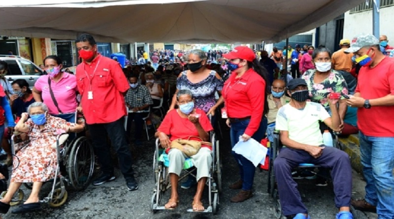 Banco Bicentenario entregó tarjetas de débito a pensionados en Yaracuy