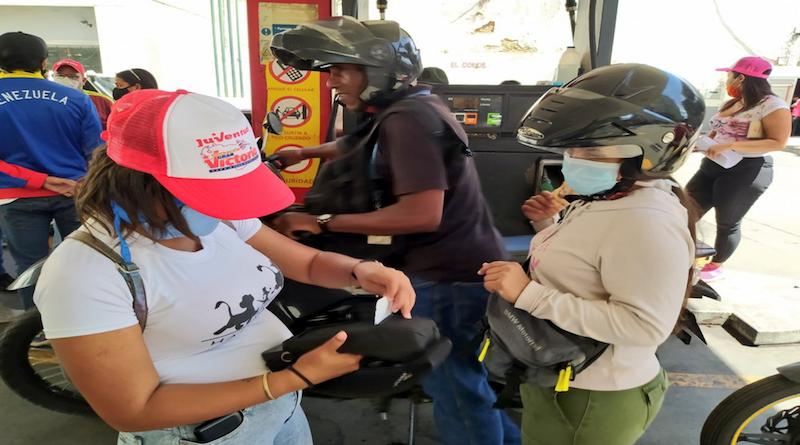 Operación Gran Victoria Juventud a Todo Motor garantiza atención de colas en estaciones de servicios