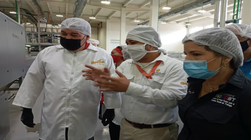 Min. Trabajo inspeccionó producción de Inproceca Avelina y Bimbo en medio de la cuarentena