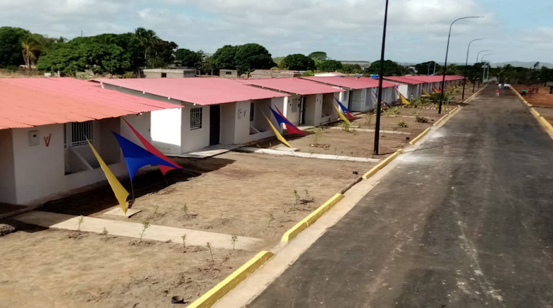 Un total 20 unidades habitacionales autoconstruidas entregó la GMVV en Urbanismo "Villa Bolipiar" del estado Bolívar
