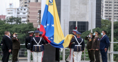 Izada Batalla de Carabobo