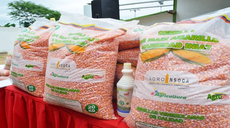 Entregan insumos agrícolas para cultivo de maíz en el estado Guárico