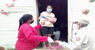 Al menos 169 familias de Base de Misiones Socialista Autocros en Valencia recibieron sus combos proteicos