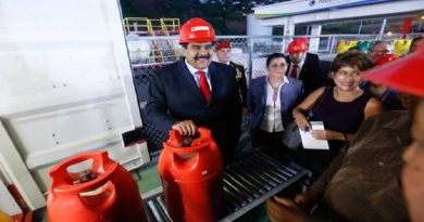 Pdte. Maduro: Petrocaribe se fortalece para combatir el asedio económico de imperio a países del mundo
