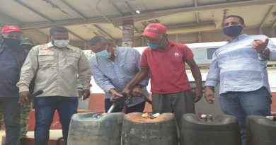 Más de 7 consejos de pescadores fueron beneficiados con distribución de Combustible en La Guaira