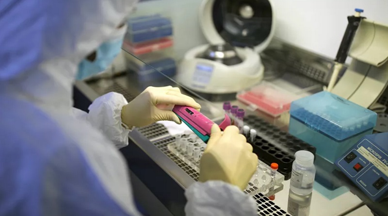 Anuncian que Rusia puede iniciar producción de vacuna contra Covid-19 en otoño 2020