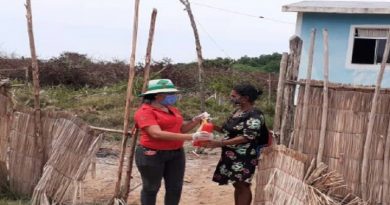 Entregan más de 3 mil 500 combos proteicos en La Guajira