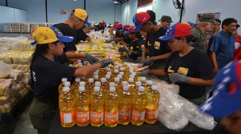 Centros de empaquetado elaboran diariamente más de 400 mil Combos Clap en Venezuela